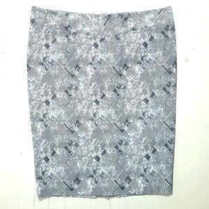 Michel Studio waffle grid black and white midi skirt